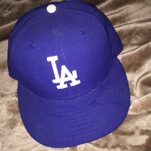 blue la fitted hat